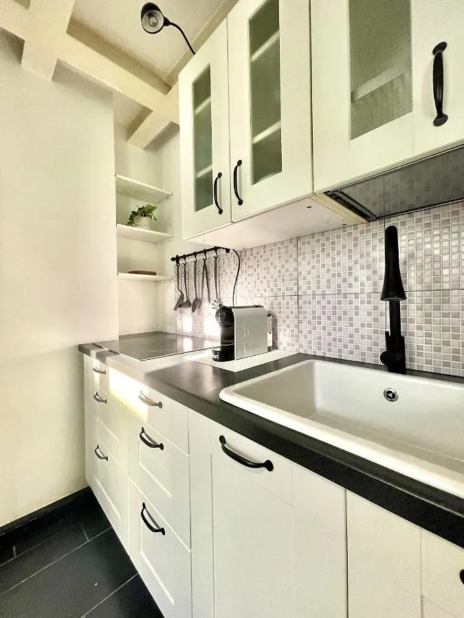 Cozy Loft Marina View Apartment Savona
